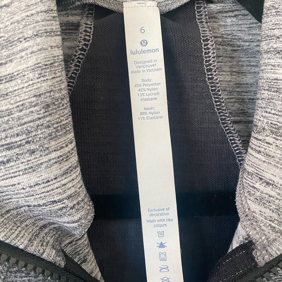 Women’s Lululemon Define Jacket - Picture 3 of 3